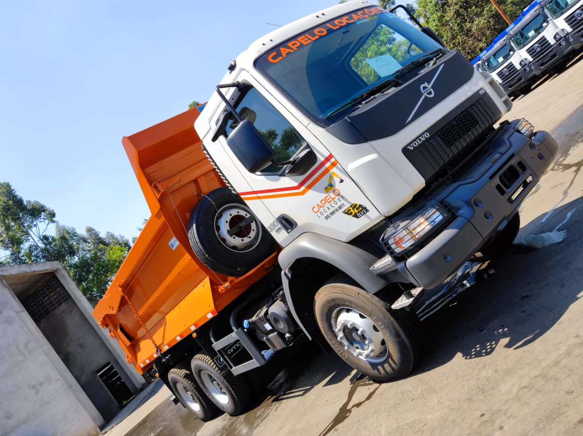 Caçamba Volvo